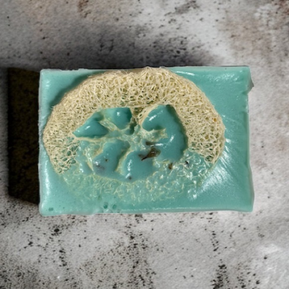 Hand Crafted Loofah Shea Butter Soap - JuJuBee Vanilla Scent (Teal Recta… - Picture 6 of 6